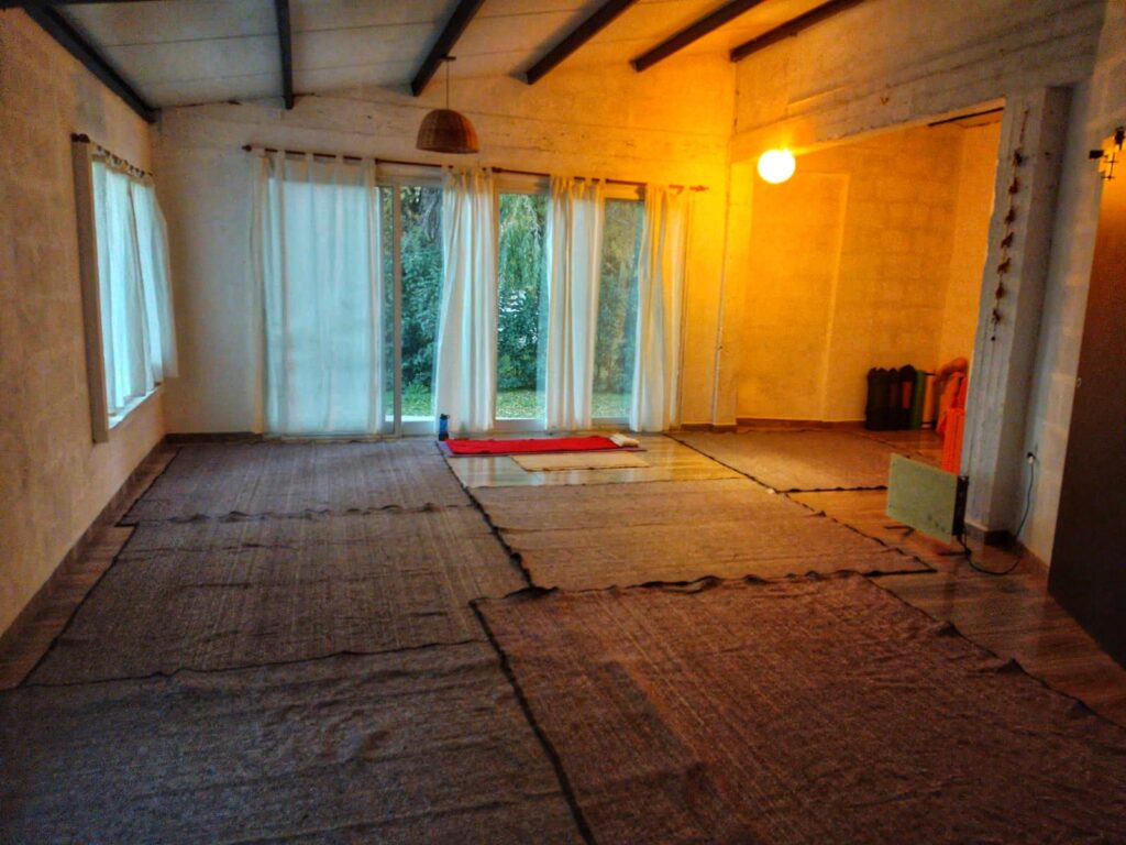 Sobre Ceci Vera casa bhavantu 1